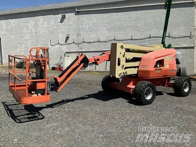 JLG 450AJ Kloubové plošiny