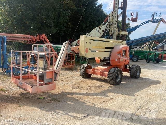 JLG 450AJ Kloubové plošiny