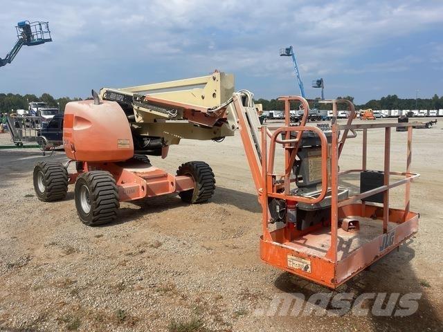 JLG 450AJ Kloubové plošiny