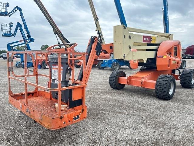JLG 450AJ Kloubové plošiny
