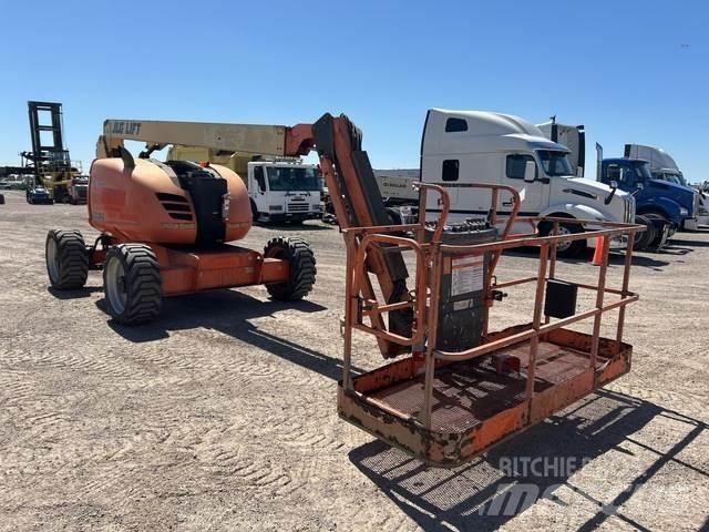 JLG 600AJ Kloubové plošiny