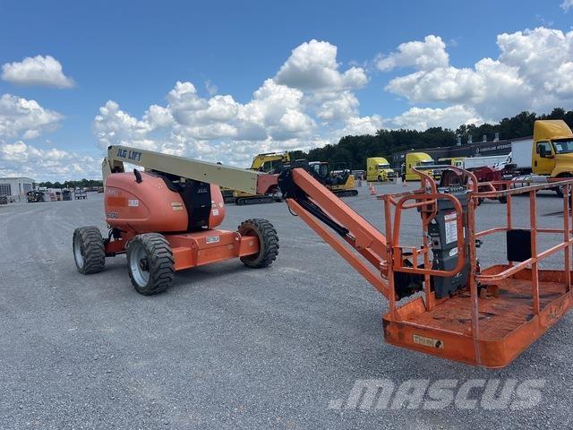 JLG 600AJ Kloubové plošiny