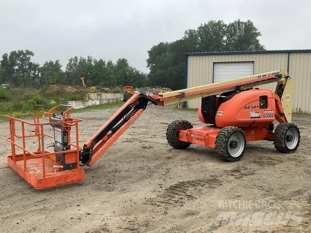 JLG 600AJ Kloubové plošiny