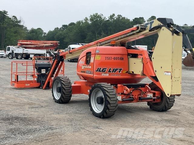 JLG 600AJ Kloubové plošiny