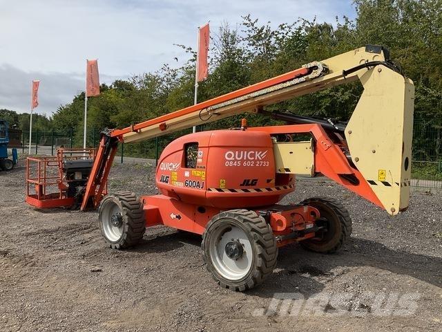 JLG 600AJ Kloubové plošiny