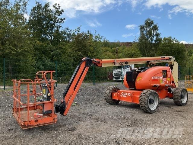 JLG 600AJ Kloubové plošiny
