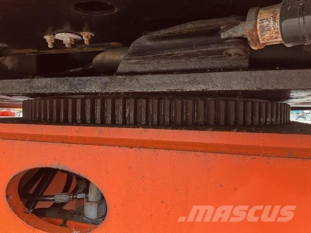 JLG 600AJ Kloubové plošiny