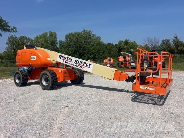 JLG 600S Teleskopické plošiny