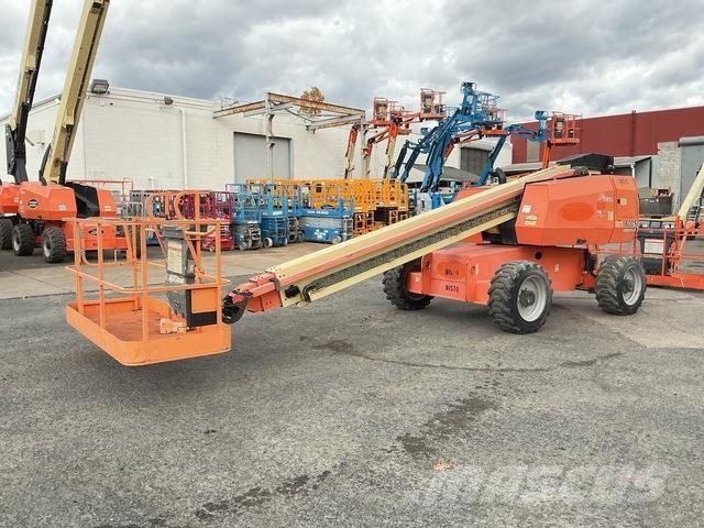JLG 600S Teleskopické plošiny