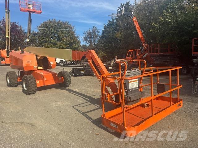 JLG 600SJ Teleskopické plošiny