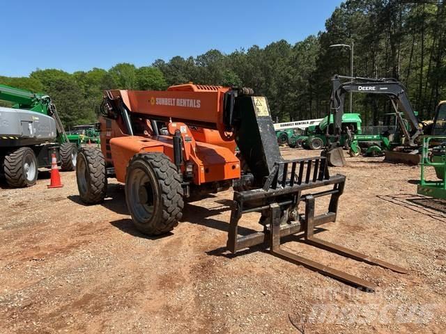 JLG 6042 Teleskopické manipulátory