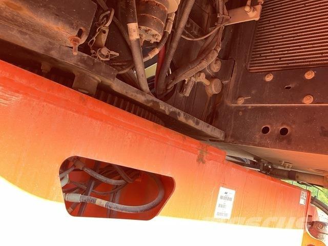 JLG 660SJ Teleskopické plošiny