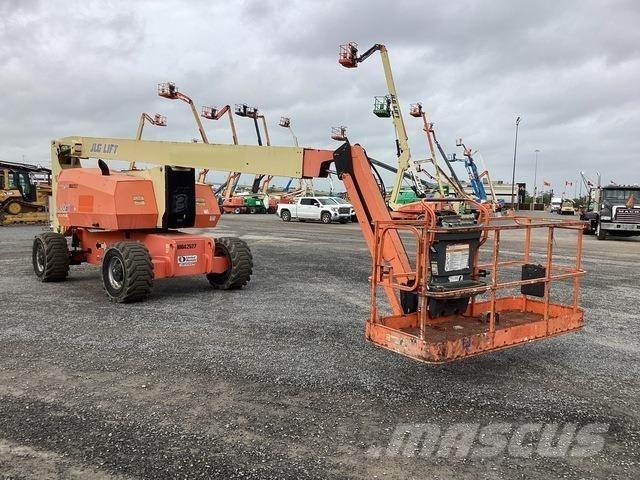 JLG 800 AJ Kloubové plošiny