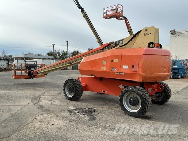 JLG 800S Teleskopické plošiny