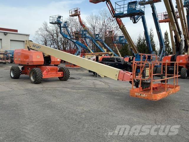 JLG 800S Teleskopické plošiny