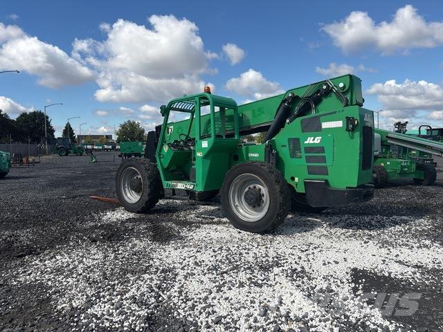 JLG 8042 Teleskopické manipulátory