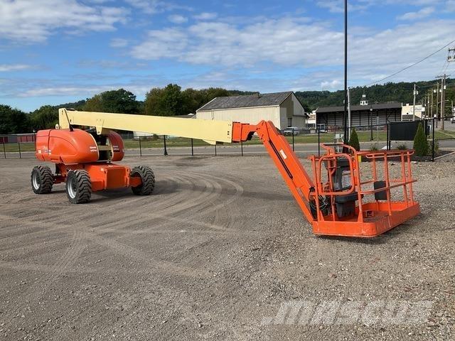 JLG 860SJ Teleskopické plošiny