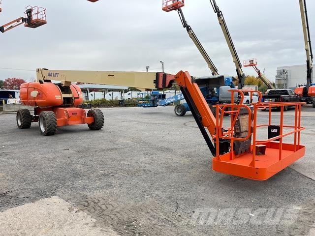 JLG 860SJ Teleskopické plošiny