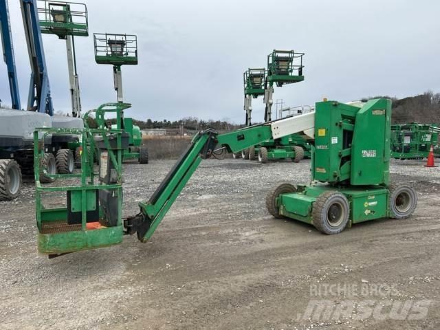 JLG E300AJ Kloubové plošiny