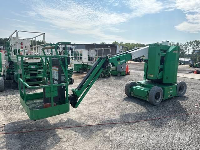 JLG E300AJ Kloubové plošiny
