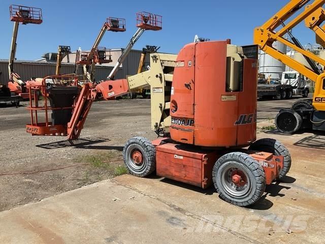 JLG E300AJP Kloubové plošiny