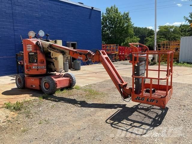 JLG E300AJP Kloubové plošiny
