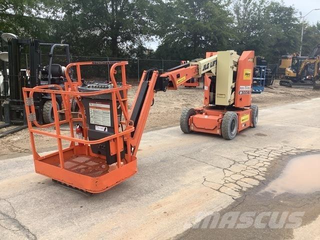 JLG E300AJP Kloubové plošiny