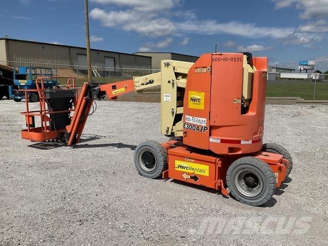 JLG E300AJP Kloubové plošiny
