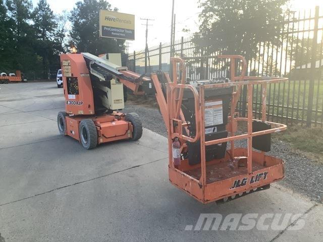 JLG E300AJP Kloubové plošiny