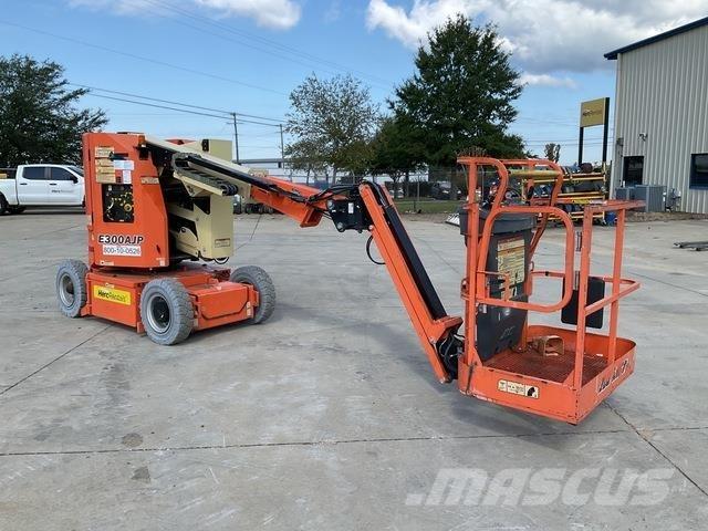 JLG E300AJP Kloubové plošiny