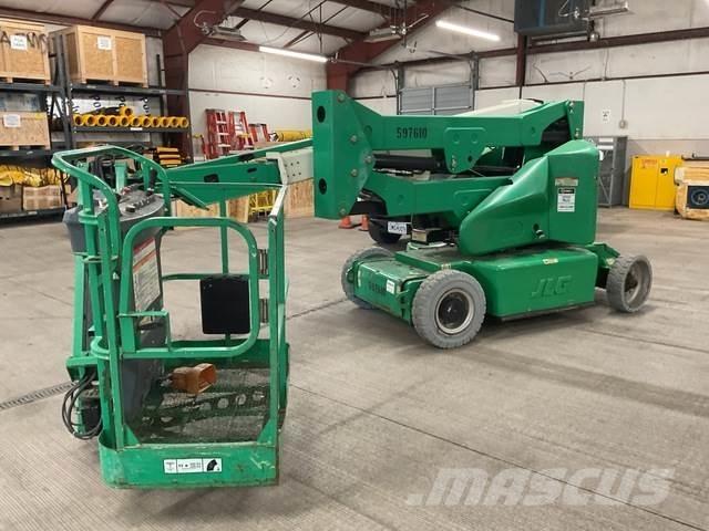 JLG E400AJPN Kloubové plošiny