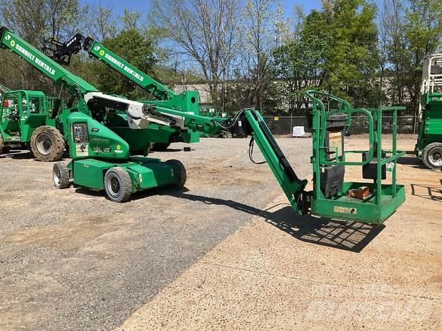 JLG E400AJPN Kloubové plošiny