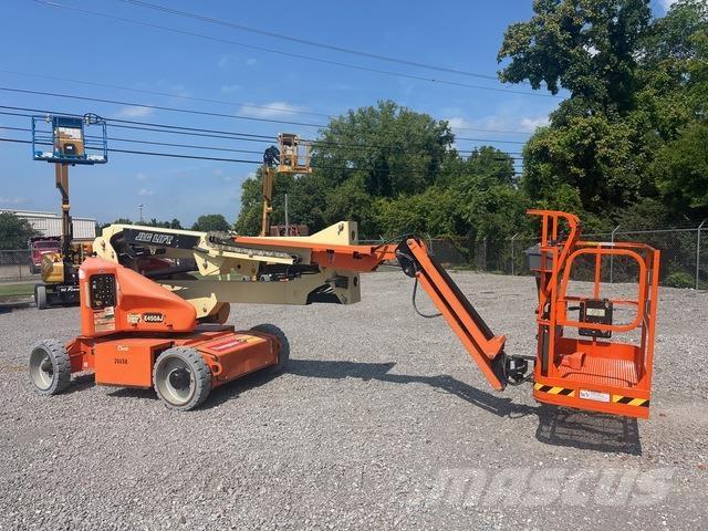 JLG E450AJ Kloubové plošiny