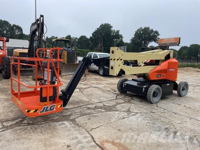 JLG E450AJ Kloubové plošiny