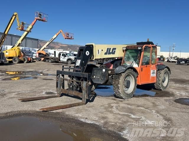 JLG G9-43A Teleskopické manipulátory