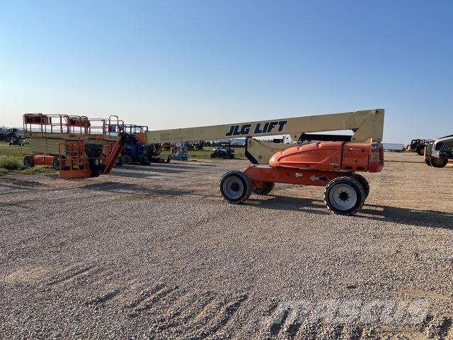 JLG M600JP Teleskopické plošiny