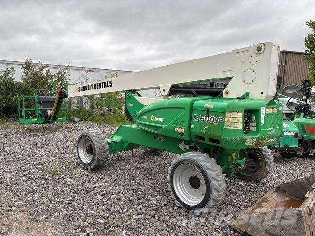 JLG M600JP Teleskopické plošiny