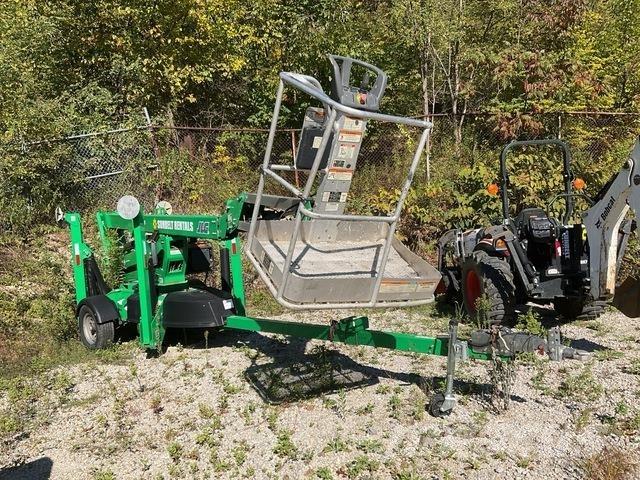 JLG T500J Přívěsové plošiny