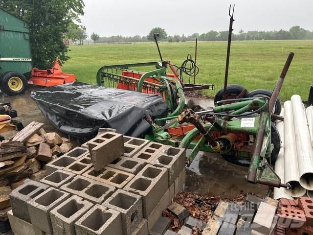John Deere  Stavebnictví - ostatní