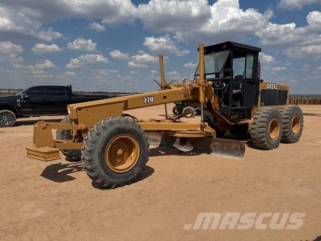 John Deere 770 Grejdry