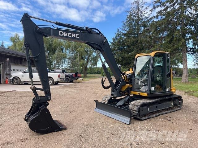 John Deere 85G Pásová rýpadla