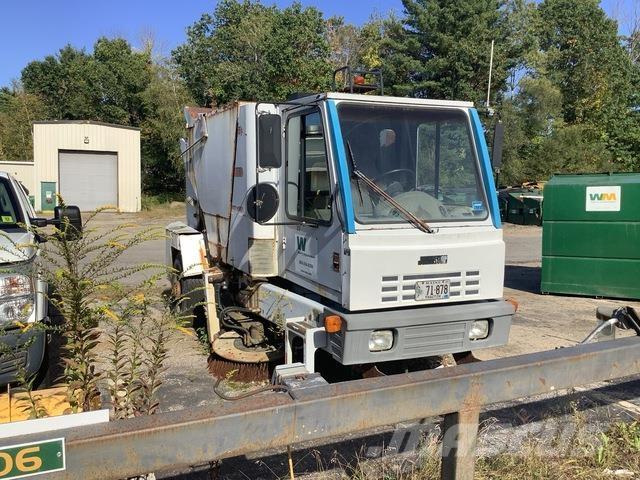 Johnston 3000 Zametací vozy