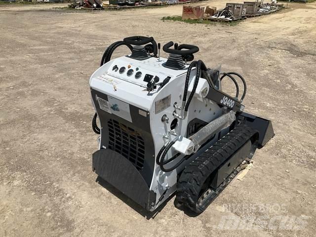 JQ Power JQ400 Smykem řízené nakladače