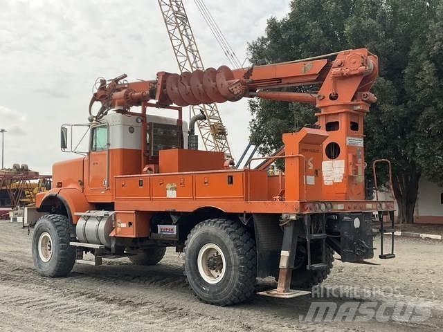 Kenworth C500 Mobilní vrtná souprava