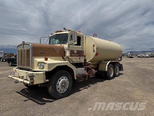 Kenworth C500 Cisterny na vodu