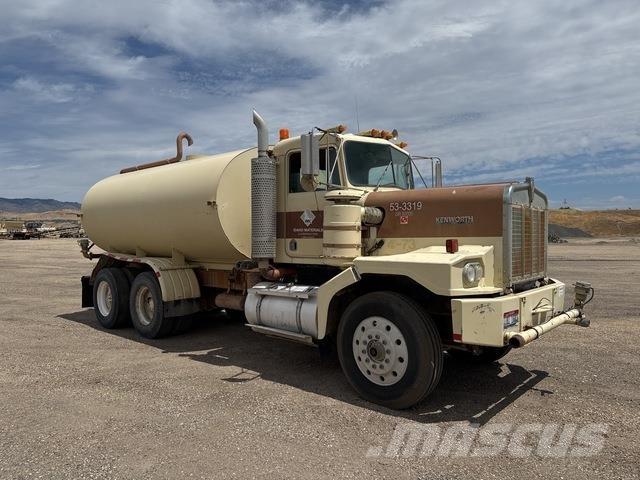 Kenworth C500 Cisterny na vodu