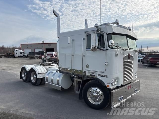 Kenworth K100 Kabiny a interiér