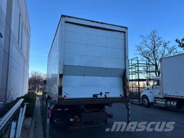 Kenworth T270 Skříňová nástavba