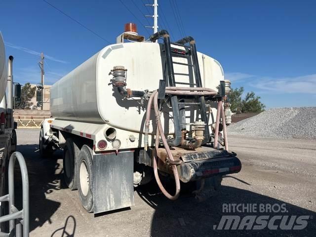 Kenworth T300 Cisterny na vodu