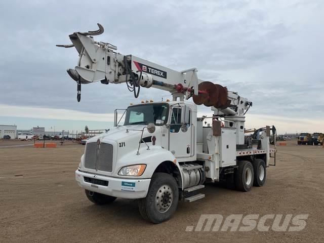 Kenworth T370 Mobilní vrtná souprava